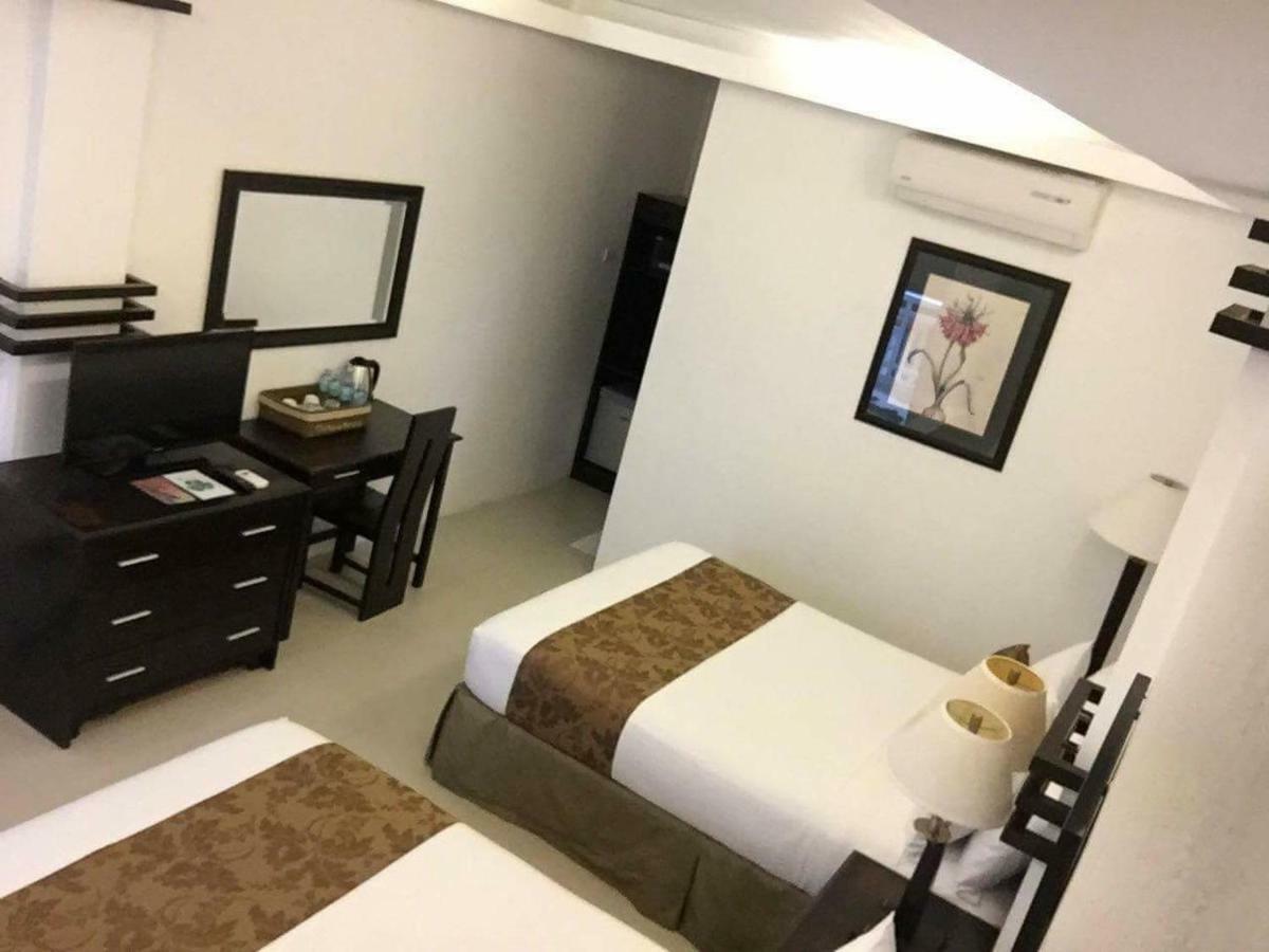 Chateau De Boracay Balabag  Екстер'єр фото