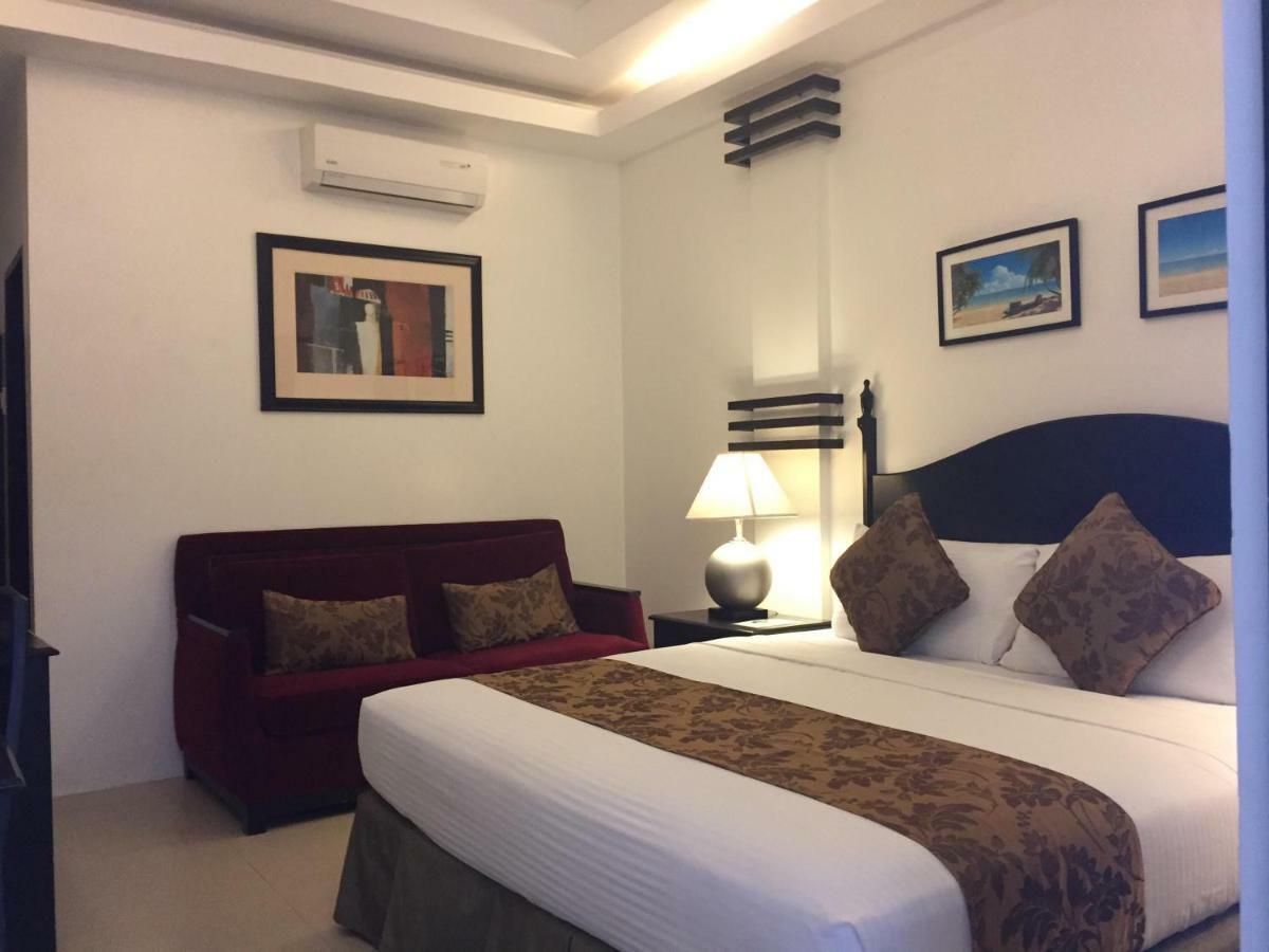Chateau De Boracay Balabag  Екстер'єр фото
