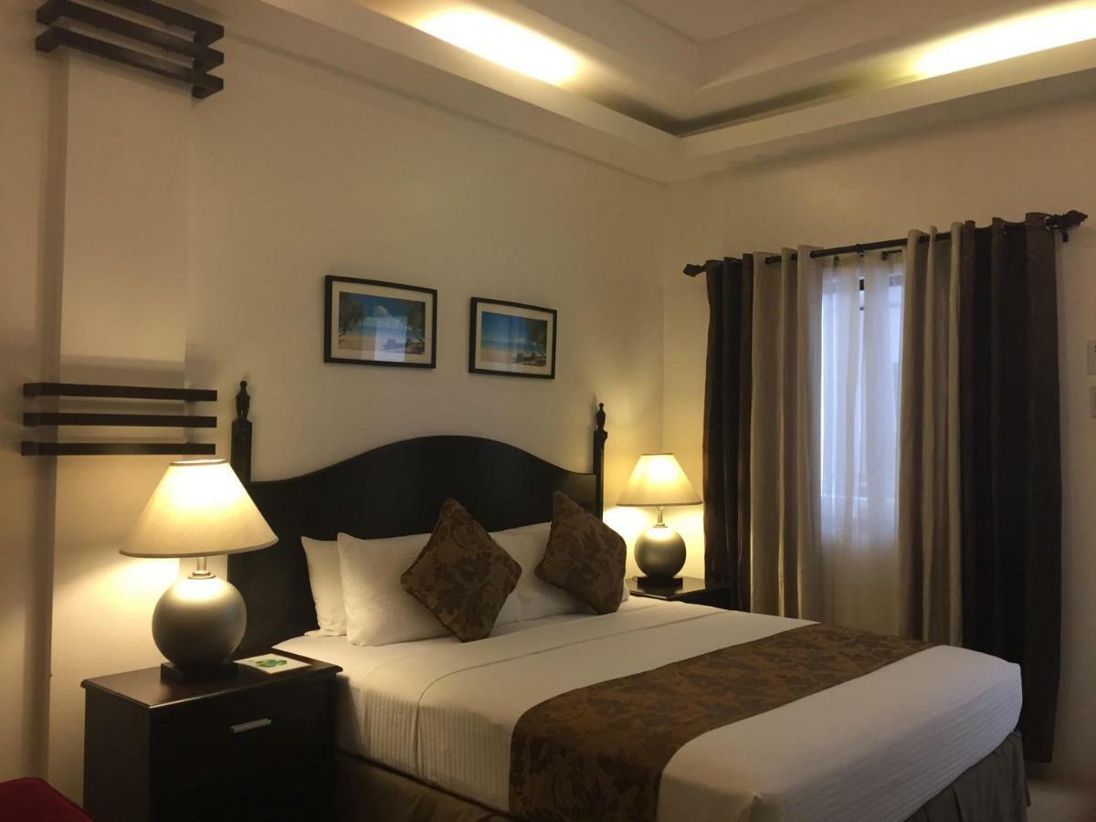 Chateau De Boracay Balabag  Екстер'єр фото