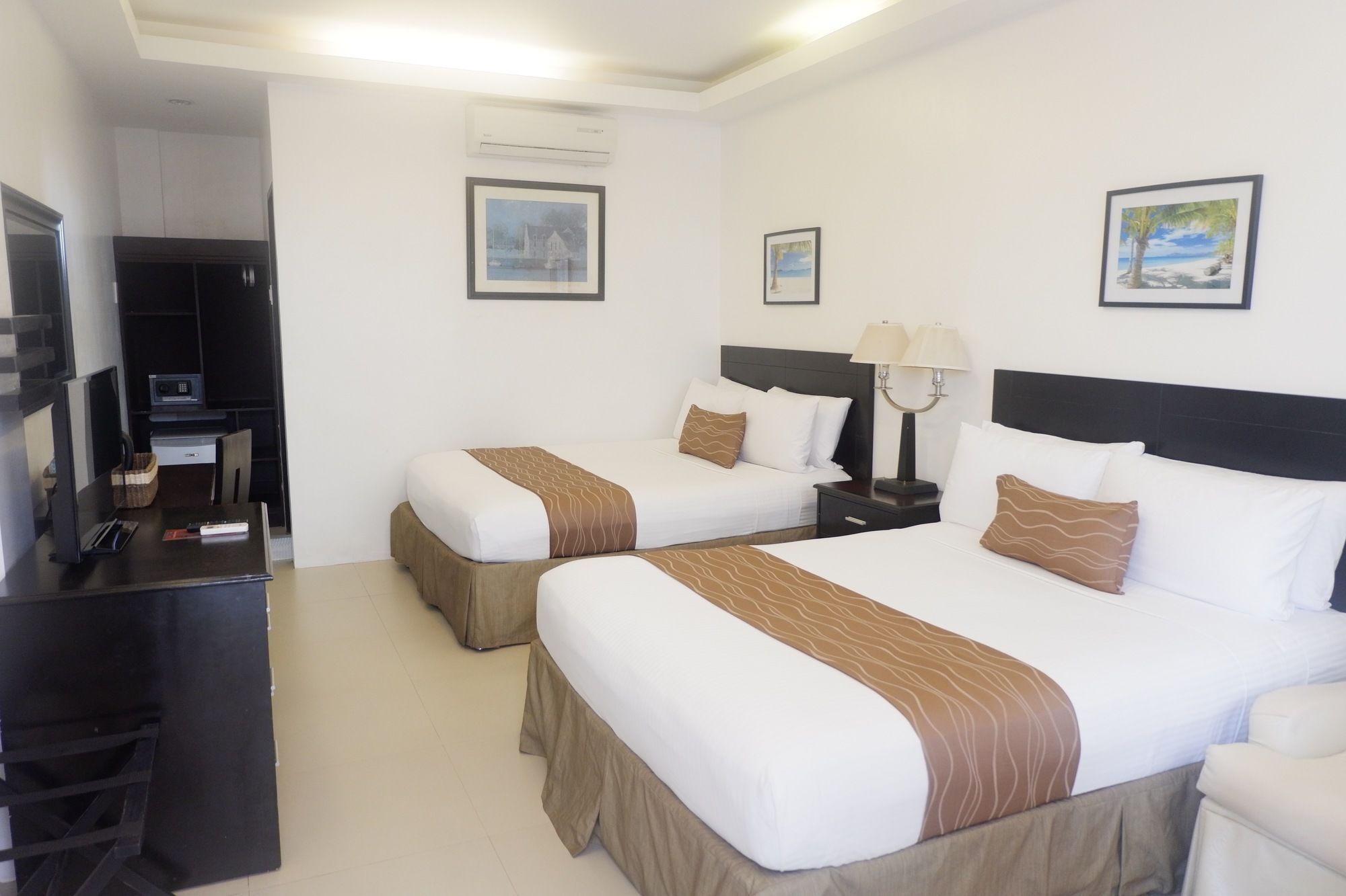 Chateau De Boracay Balabag  Екстер'єр фото